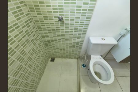 Casa de condomínio à venda com 140m², 2 quartos e sem vagaBanheiro - Andar superior