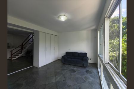Sala 2 de casa de condomínio à venda com 2 quartos, 140m² em Itanhangá, Rio de Janeiro