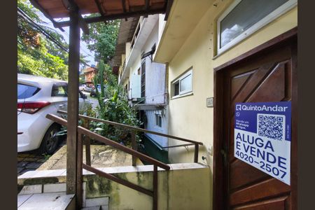 Casa de condomínio à venda com 140m², 2 quartos e sem vagaPlaca