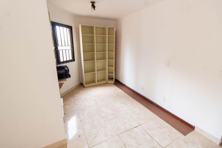 Apartamento à venda com 172m², 4 quartos e 2 vagas Apartamento à venda com 172m², 4 quartos e 2 vagasSALA DE TV