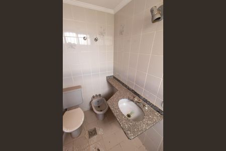 Apartamento à venda com 172m², 4 quartos e 2 vagas Apartamento à venda com 172m², 4 quartos e 2 vagasBANHEIRO DA SUITE 1