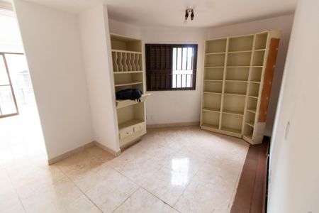 Apartamento à venda com 172m², 4 quartos e 2 vagas Apartamento à venda com 172m², 4 quartos e 2 vagasSALA DE TV