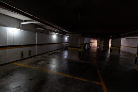 Apartamento à venda com 172m², 4 quartos e 2 vagas Apartamento à venda com 172m², 4 quartos e 2 vagasGARAGEM