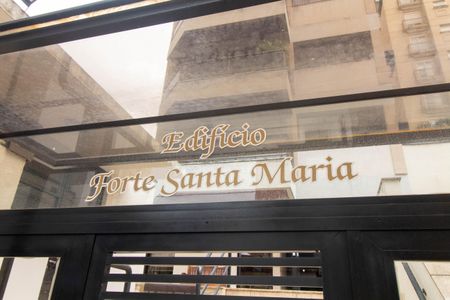 Apartamento à venda com 172m², 4 quartos e 2 vagas Apartamento à venda com 172m², 4 quartos e 2 vagasFACHADA