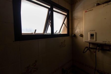 Apartamento à venda com 172m², 4 quartos e 2 vagas Apartamento à venda com 172m², 4 quartos e 2 vagasÁREA DE SERVIÇO