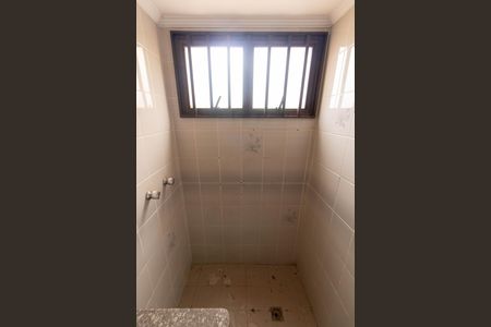 Apartamento à venda com 172m², 4 quartos e 2 vagas Apartamento à venda com 172m², 4 quartos e 2 vagasBANHEIRO DA SUITE 1