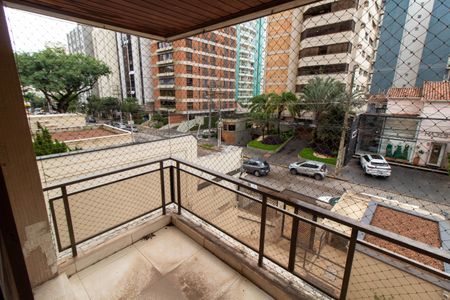 Apartamento à venda com 172m², 4 quartos e 2 vagas Apartamento à venda com 172m², 4 quartos e 2 vagasSACADA