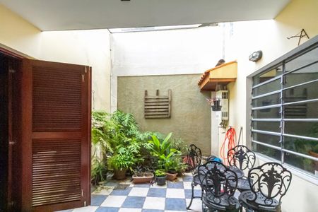 Casa à venda com 260m², 5 quartos e 5 vagasJardim de Inverno