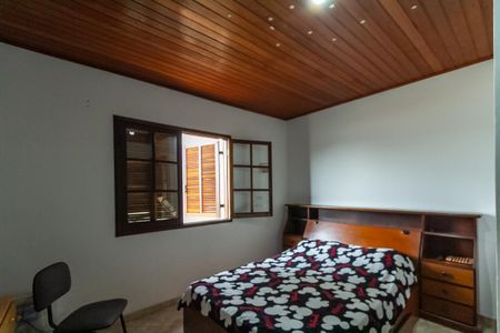 Casa à venda com 260m², 5 quartos e 5 vagasQuarto 3