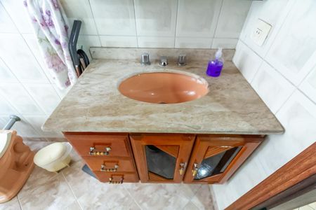 Casa à venda com 260m², 5 quartos e 5 vagasBanheiro Social 1