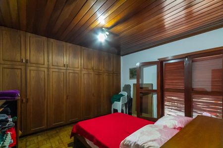 Casa à venda com 260m², 5 quartos e 5 vagasQuarto 1