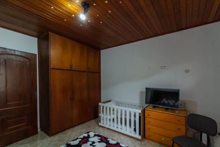 Casa à venda com 260m², 5 quartos e 5 vagasQuarto 3