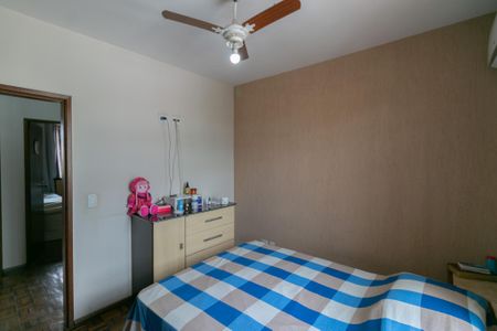 Casa à venda com 110m², 4 quartos e 3 vagas