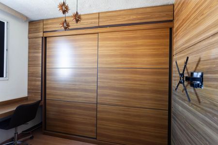 Quarto 2 de apartamento para alugar com 2 quartos, 47m² em Chacaras Reunidas Santa Terezinha, Contagem
