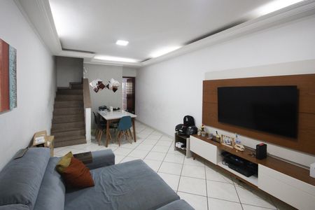 Casa para alugar com 208m², 3 quartos e 2 vagasSala 