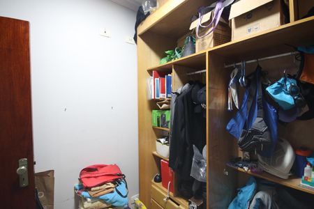 Casa para alugar com 208m², 3 quartos e 2 vagasQuarto 2