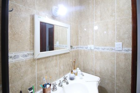 Casa para alugar com 208m², 3 quartos e 2 vagasBanheiro 1