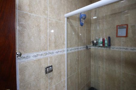 Casa para alugar com 208m², 3 quartos e 2 vagasBanheiro 1