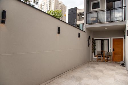 Casa para alugar com 94m², 2 quartos e 2 vagas Casa para alugar com 94m², 2 quartos e 2 vagasGaragem