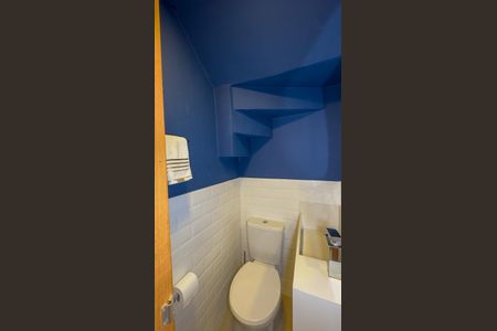 Casa para alugar com 94m², 2 quartos e 2 vagas Casa para alugar com 94m², 2 quartos e 2 vagasLavabo