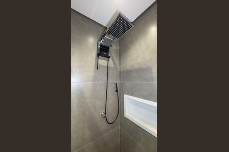 Casa para alugar com 94m², 2 quartos e 2 vagas Casa para alugar com 94m², 2 quartos e 2 vagasBanheiro da Suíte 2