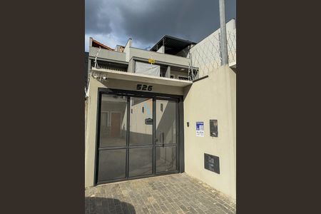 Casa para alugar com 94m², 2 quartos e 2 vagas Casa para alugar com 94m², 2 quartos e 2 vagasFachada