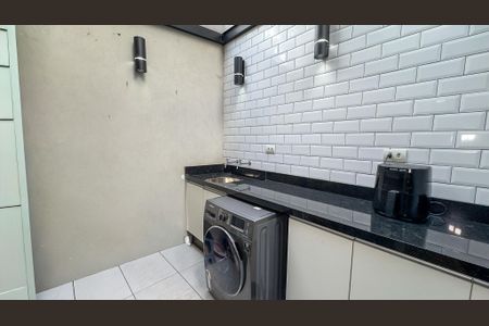 Casa para alugar com 94m², 2 quartos e 2 vagas Casa para alugar com 94m², 2 quartos e 2 vagasÁrea de Serviço