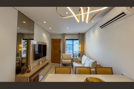 Sala de casa para alugar com 2 quartos, 94m² em Chácara Santo Antônio (zona Sul), São Paulo