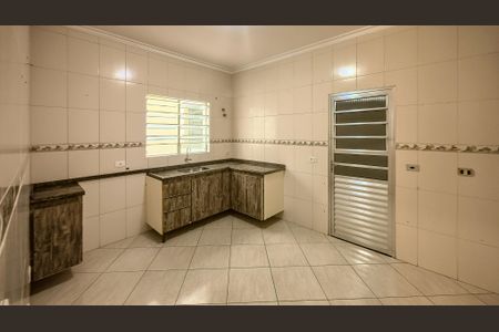 Casa para alugar com 100m², 2 quartos e 1 vagaCozinha