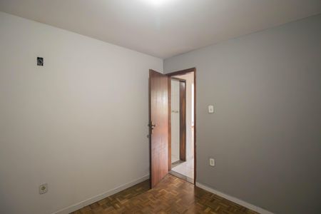 Quarto 2 de apartamento para alugar com 3 quartos, 66m² em Centro, São Gonçalo