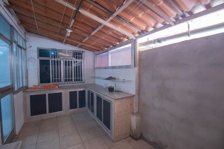 Apartamento para alugar com 66m², 3 quartos e 1 vagaÁrea de Serviço
