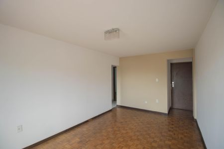 Sala de apartamento para alugar com 3 quartos, 66m² em Centro, São Gonçalo