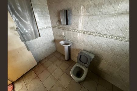 Casa para alugar com 250m², 4 quartos e 1 vagaBanheiro