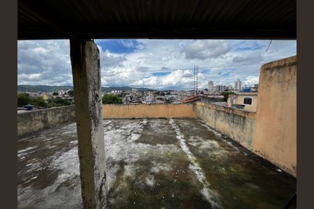 Casa para alugar com 250m², 4 quartos e 1 vagaVaranda
