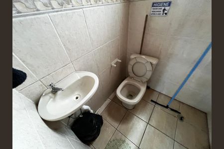 Casa para alugar com 250m², 4 quartos e 1 vagaBanheiro 4