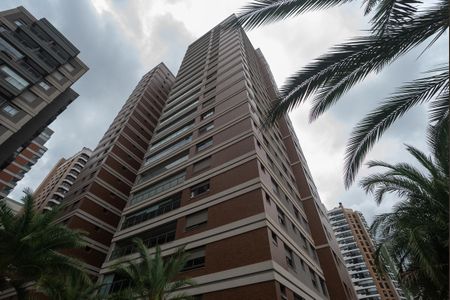 Apartamento à venda com 109m², 2 quartos e 2 vagas Apartamento à venda com 109m², 2 quartos e 2 vagasFachada