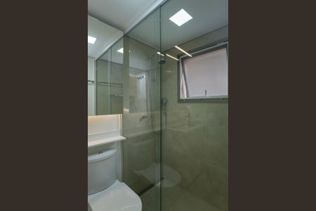 Apartamento à venda com 109m², 2 quartos e 2 vagas Apartamento à venda com 109m², 2 quartos e 2 vagasBanheiro do quarto 2 Suíte