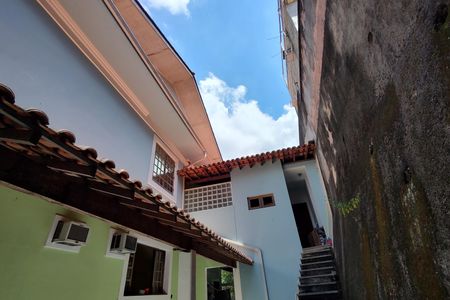 Casa de condomínio à venda com 1000m², 4 quartos e 5 vagas Casa de condomínio à venda com 1000m², 4 quartos e 5 vagasAnexo