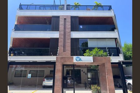 Apartamento à venda com 114m², 3 quartos e 2 vagas Apartamento à venda com 114m², 3 quartos e 2 vagasFachada