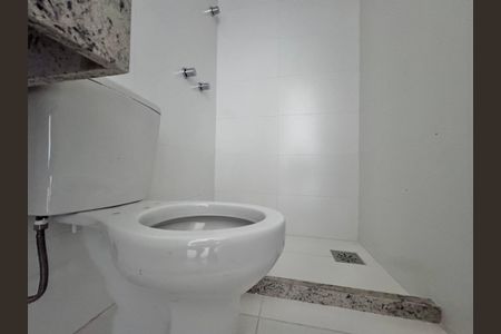 Apartamento à venda com 114m², 3 quartos e 2 vagas Apartamento à venda com 114m², 3 quartos e 2 vagasBanheiro Social