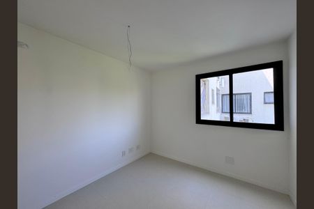 Apartamento à venda com 114m², 3 quartos e 2 vagas Apartamento à venda com 114m², 3 quartos e 2 vagasQuarto 2