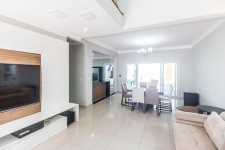 Casa de condomínio para alugar com 320m², 4 quartos e 2 vagas Casa de condomínio para alugar com 320m², 4 quartos e 2 vagasSala