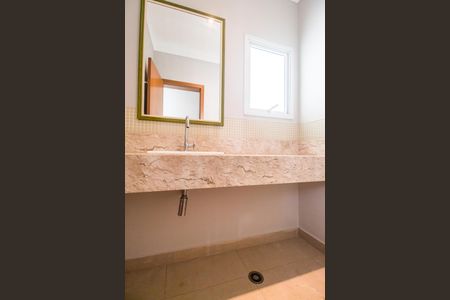 Casa de condomínio para alugar com 320m², 4 quartos e 2 vagas Casa de condomínio para alugar com 320m², 4 quartos e 2 vagasLavabo