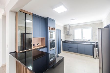 Casa de condomínio para alugar com 320m², 4 quartos e 2 vagas Casa de condomínio para alugar com 320m², 4 quartos e 2 vagasCozinha