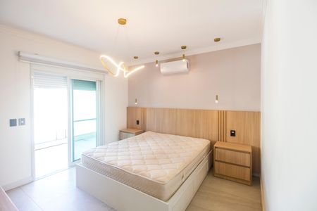 Casa de condomínio para alugar com 320m², 4 quartos e 2 vagas Casa de condomínio para alugar com 320m², 4 quartos e 2 vagasSuíte 1