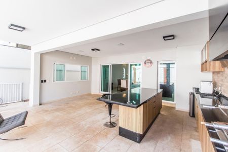 Casa de condomínio para alugar com 320m², 4 quartos e 2 vagas Casa de condomínio para alugar com 320m², 4 quartos e 2 vagasÁrea gourmet