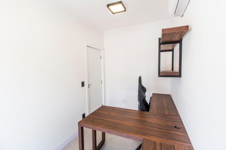 Casa de condomínio para alugar com 320m², 4 quartos e 2 vagas Casa de condomínio para alugar com 320m², 4 quartos e 2 vagasEscritório