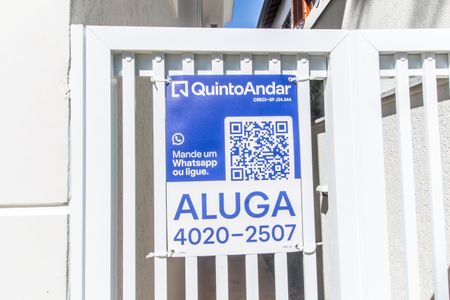 Casa de condomínio para alugar com 320m², 4 quartos e 2 vagas Casa de condomínio para alugar com 320m², 4 quartos e 2 vagasVista da Rua