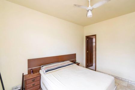 Apartamento à venda com 90m², 3 quartos e 2 vagas Apartamento à venda com 90m², 3 quartos e 2 vagasSuíte