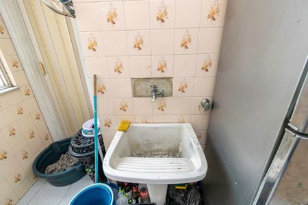 Apartamento à venda com 90m², 3 quartos e 2 vagas Apartamento à venda com 90m², 3 quartos e 2 vagasÁrea de Serviço